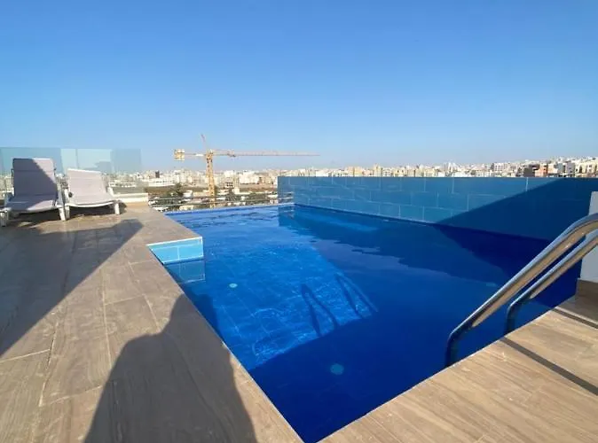 Magnifique Appartement Avec Piscine Sur Le Toit, 3 Chambres, 4 Salles De Bain, Salle De Gym Et Terrasse, Luxe Et Comfort Aux Almadies