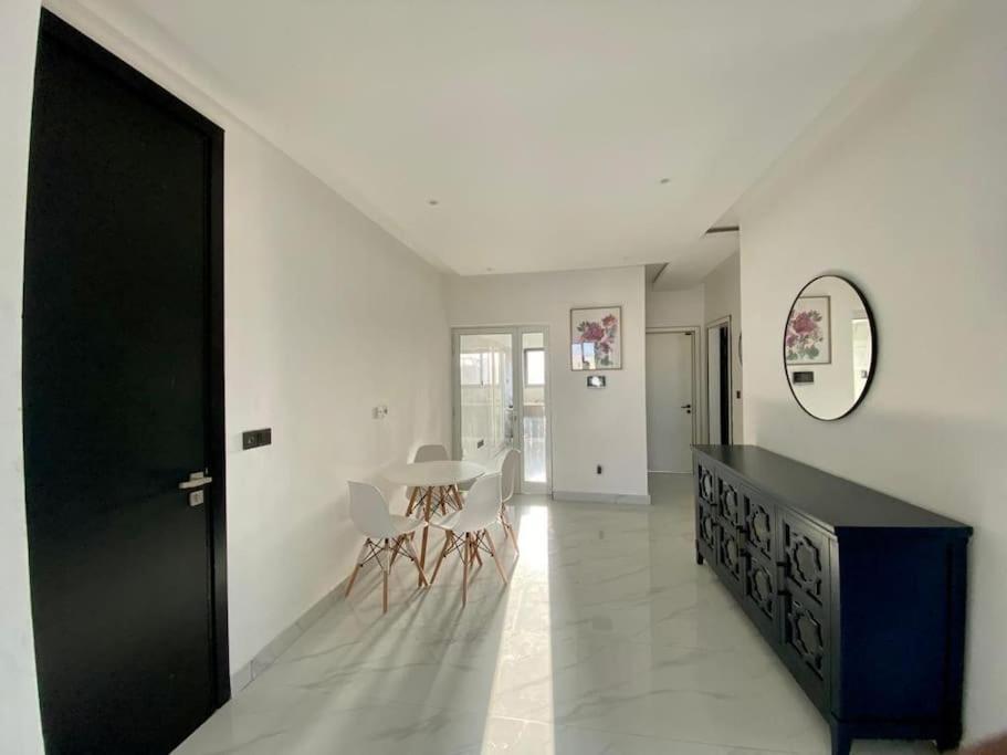 Apartment Magnifique Appartement: Luxe Piscine Et Terrasse Aux Almadies Dakar
