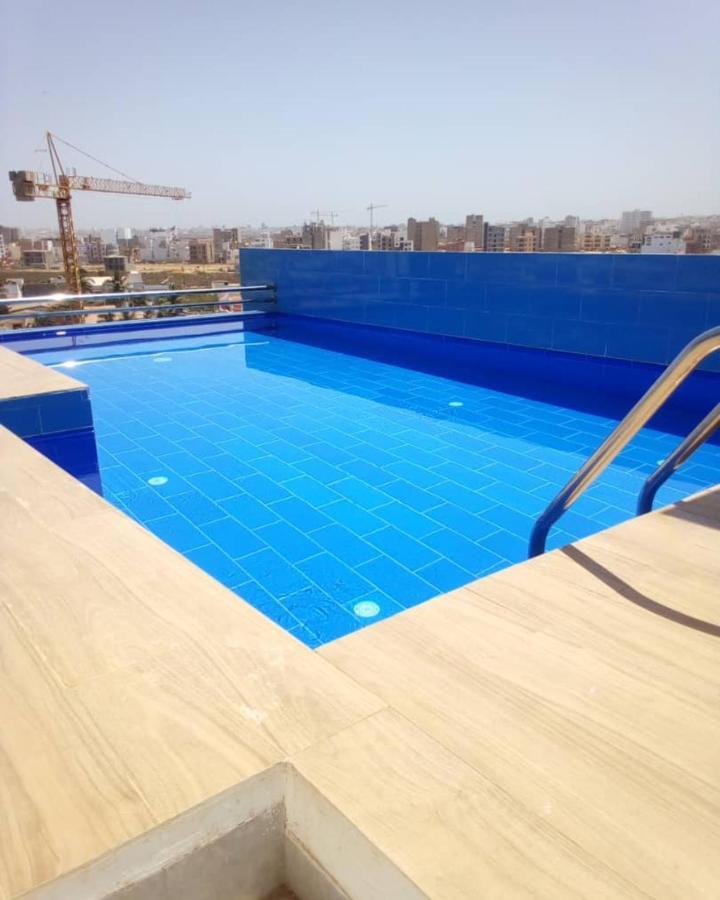 Magnifique Appartement: Luxe Piscine Et Terrasse Aux Almadies Apartment Dakar