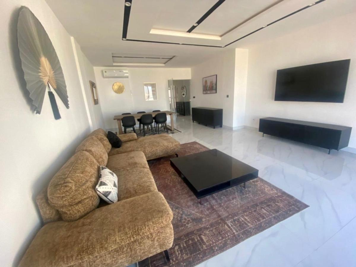 Apartment Magnifique Appartement: Luxe Piscine Et Terrasse Aux Almadies